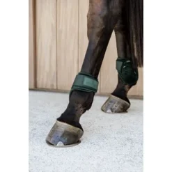 Kentucky Horsewear Kentucky Kogelbeschermer Young Horse Velvet Donker Groen -Kentucky Horsewear Winkel kentucky 179a3719.9bef30