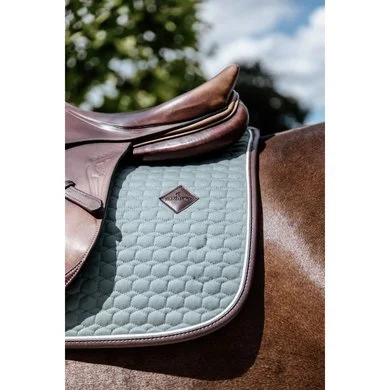Kentucky Horsewear Kentucky Spring Zadeldekje Classic Leer Dusty Green 6 Kentucky Horsewear Kentucky Spring Zadeldekje Classic Leer Dusty Green - Afbeelding 6