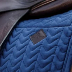 Kentucky Horsewear Kentucky Zadeldekje Skin Friendly Velvet Springen Navy Full -Kentucky Horsewear Winkel kentucky 485a3371 564c22e810080218547dfa1c1093aa08 article photobook l.34919e