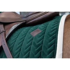 Kentucky Horsewear Kentucky Spring Zadeldekje Classic Contrast Pine Green Full 12 Kentucky Horsewear Kentucky Spring Zadeldekje Classic Contrast Pine Green Full -Kentucky Horsewear Winkel kentucky 485a7438.09e097
