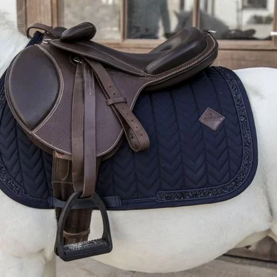 Kentucky Horsewear Kentucky Zadeldekje Glitter Stone Springen Navy 2 Kentucky Horsewear Kentucky Zadeldekje Glitter Stone Springen Navy - Afbeelding 2