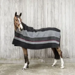 Kentucky Horsewear Kentucky Fleecedeken Heavy Square Stripes Zwart/Grijs -Kentucky Horsewear Winkel kentucky 485a9869.c05baf