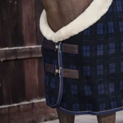 Kentucky Horsewear Kentucky Zweetdeken Show Fleece Heavy Donker Blauw 14 Kentucky Horsewear Kentucky Zweetdeken Show Fleece Heavy Donker Blauw -Kentucky Horsewear Winkel kentucky 52148 31 1 a929523bbdd099ba1a676b6771a9e673 article photobook m.9f1495