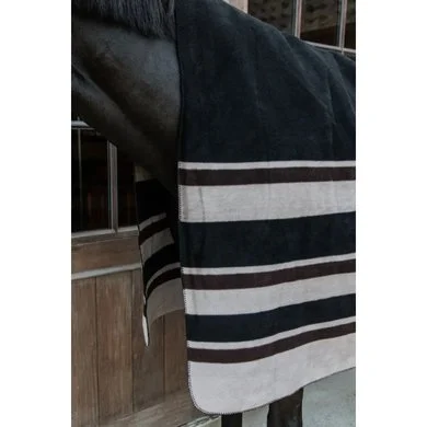 Kentucky Horsewear Kentucky Zweetdeken Heavy Bruin/Beige 210x200cm 4 Kentucky Horsewear Kentucky Zweetdeken Heavy Bruin/Beige 210x200cm - Afbeelding 4