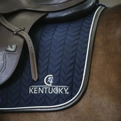 Kentucky Horsewear Kentucky Spring Zadeldekje Fishbone Leather Navy Full 2 Kentucky Horsewear Kentucky Spring Zadeldekje Fishbone Leather Navy Full - Afbeelding 2