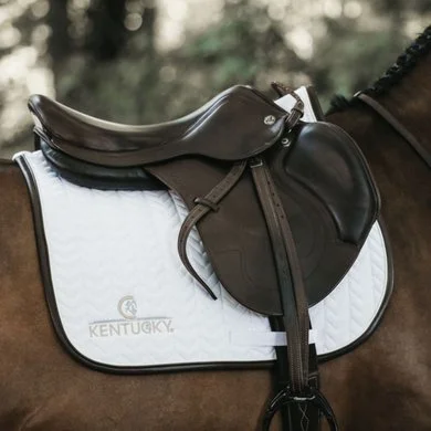 Kentucky Horsewear Kentucky Spring Zadeldekje Fishbone Leather White Full 2 Kentucky Horsewear Kentucky Spring Zadeldekje Fishbone Leather White Full - Afbeelding 2