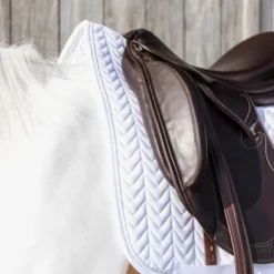 Kentucky Horsewear Kentucky Zadeldekje Fishbone Dressuur Wit Full -Kentucky Horsewear Winkel kentucky zadeldekje fishbone dressuur white 3.5c5430
