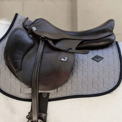 Kentucky Horsewear Kentucky Zadeldekje Softshell Springen Grijs Full 1 Kentucky Horsewear Kentucky Zadeldekje Softshell Springen Grijs Full