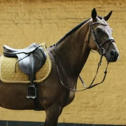Kentucky Horsewear Kentucky Zadeldekje Velvet Springen Mustard Full -Kentucky Horsewear Winkel kentucky zadeldekje velvet springen mustard 2.dc2322
