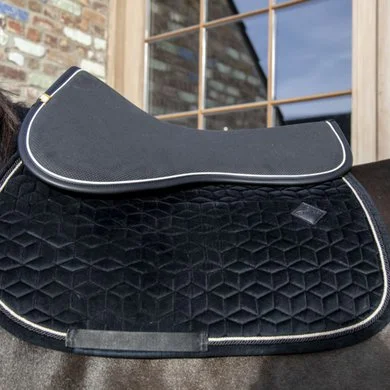 Kentucky Horsewear Kentucky Zadelonderlegger Halfpad Anatomic Absorb Black -Kentucky Horsewear Winkel kentucky zadelonderlegger anatomic absorb black.a5d879